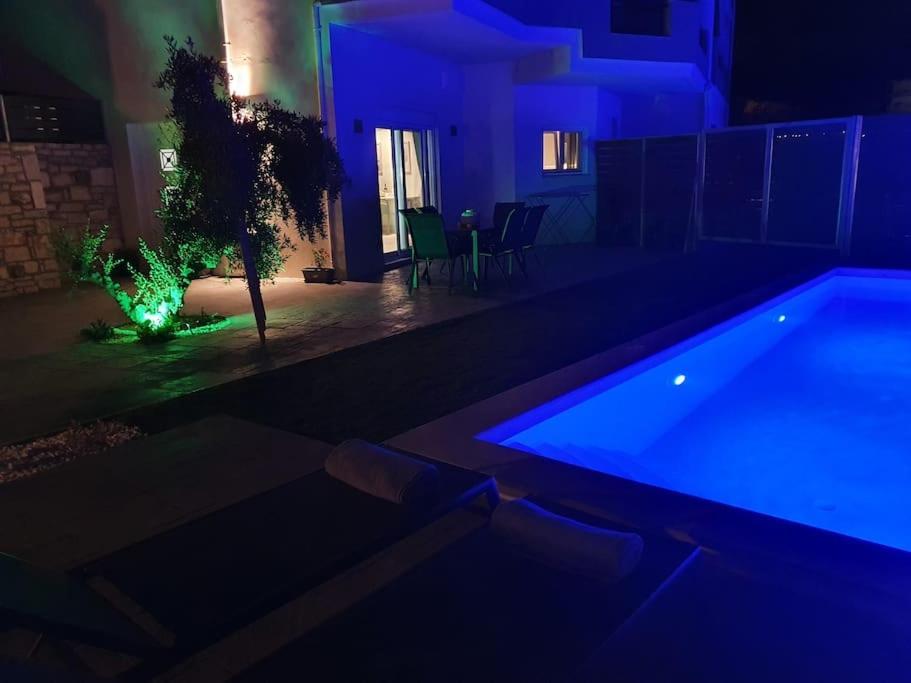 Villa Sheila With Private Pool Roumelí エクステリア 写真